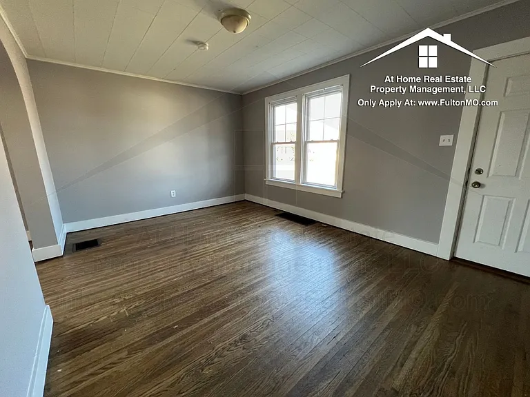 837 Nichols St — Photo 5