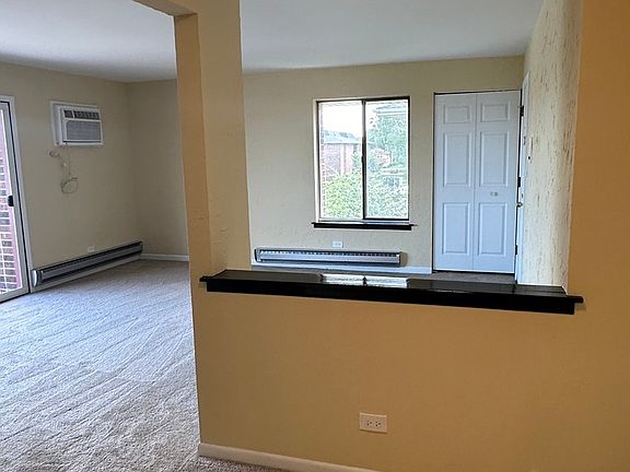 5th image of 15802 Terrace Dr #3E