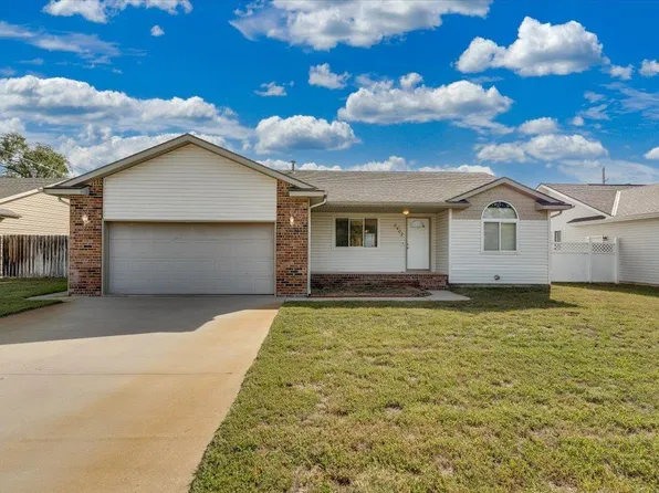 3402 Amanda St, Hutchinson, KS 67502