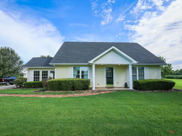 8035 Palestine School Rd, West Paducah, KY 42086