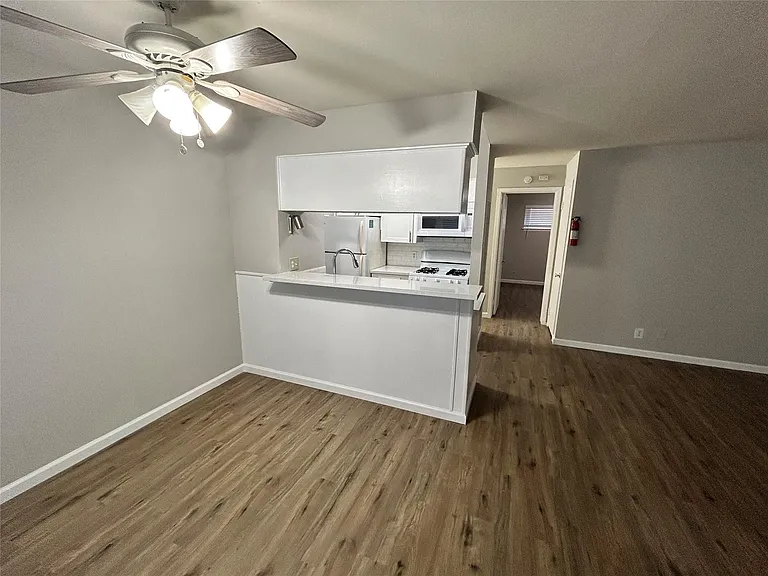 1401 Kipling St #17 — Photo 3