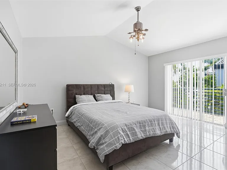 21221 NE 3rd Ct — Photo 30