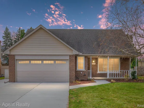 13226 Kozak Dr, Sterling Heights, MI 48312