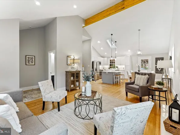 530 Midland Ave, Berwyn, PA 19312