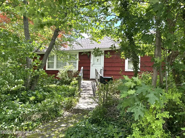 1721 Carlton Ave, Staten Island, NY 10309
