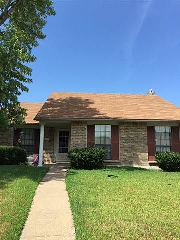 1st image of 2705 Peartree Ln