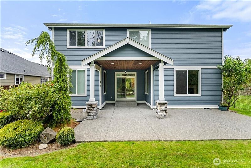 3rd image of 2321 Alder Street