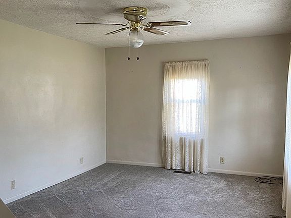 5th image of 3360 Park Ave W
