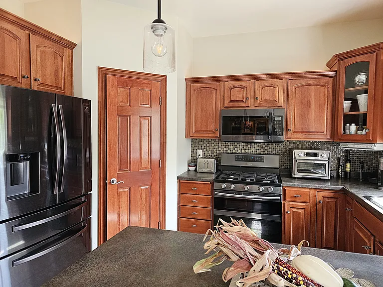 2074 River Point Ct — Photo 7