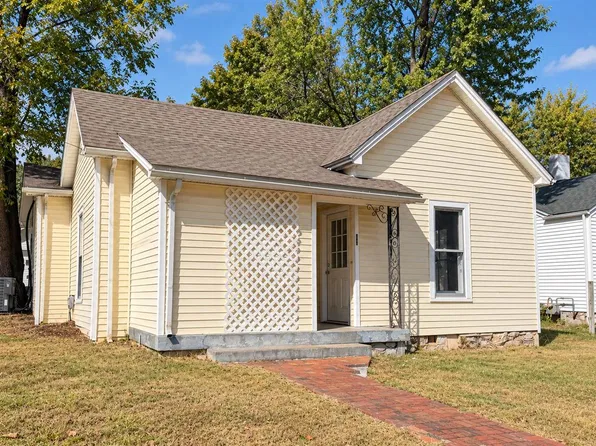 1447 Nutwood St, Bowling Green, KY 42104