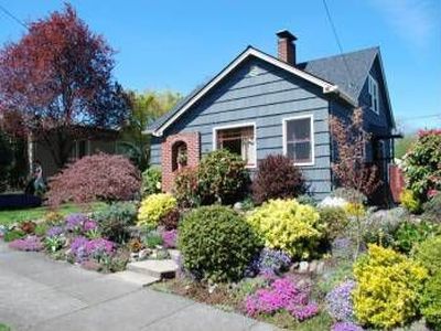 7725 SE Morrison St, Portland, OR, 97215