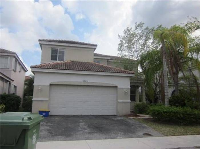 1st image of 1505 Presidio Dr