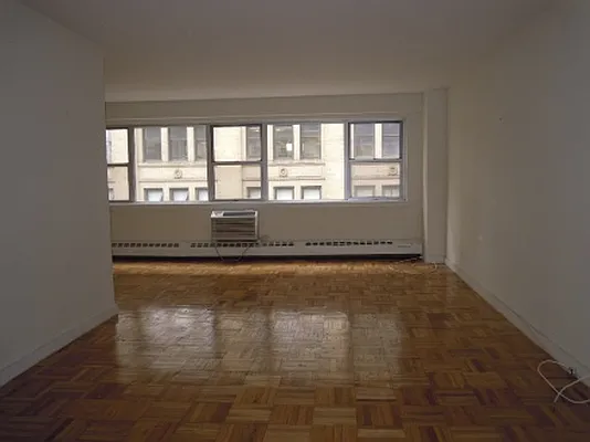 Rented by Metropolitan Equities | media 24