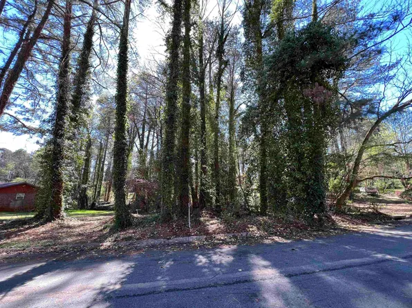 2717 Williamsburg Dr, Decatur, GA 30034
