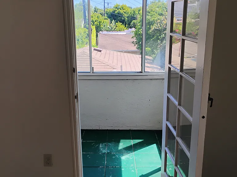 6264 W Olympic Blvd — Photo 26