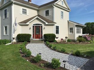 16 Anthony Rd, Richmond, MA 01254