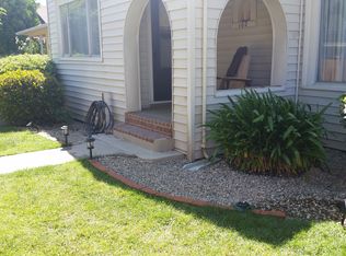 102 4th St, Isleton, CA 95641