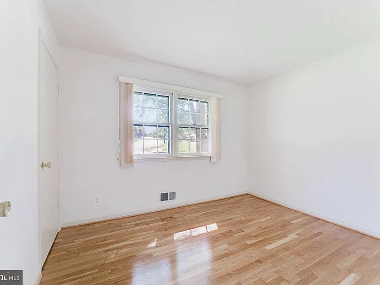 5683 Ravenel Ln — Photo 21