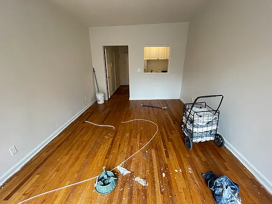 Rented by Richard Marks LLC | media 6