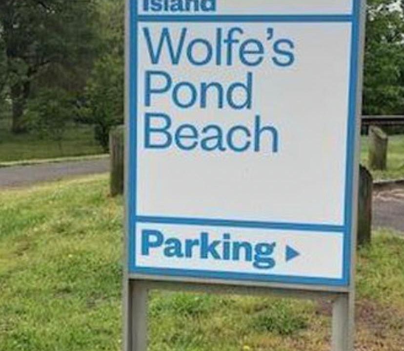close to beautiful Wolfe_s Pond Beach and park