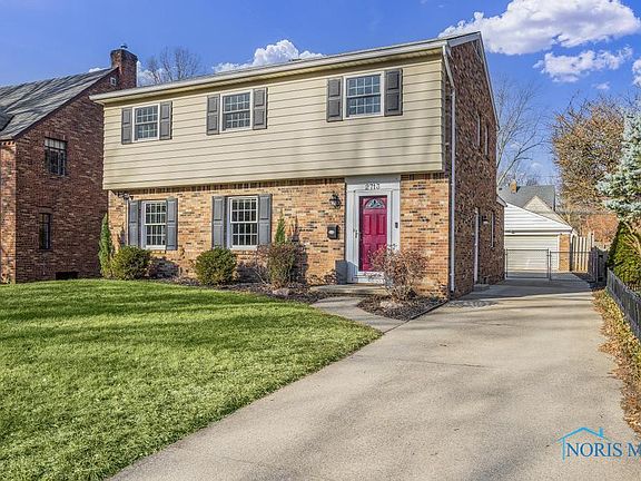 2nd image of 2713 Barrington Dr