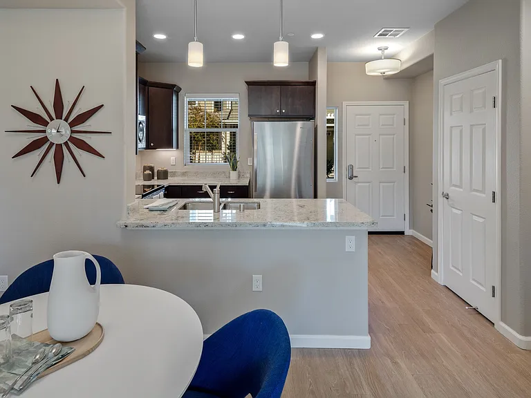 Sendero Townhomes — Photo 20