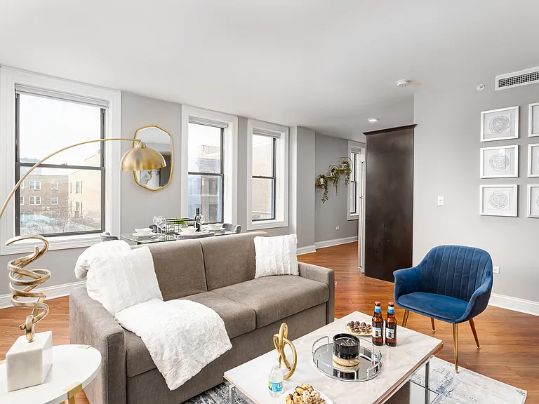Somerset Place Apartments — Photo 8