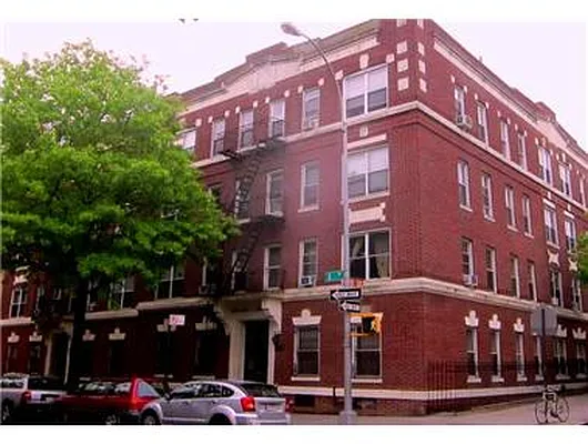 Rented by Douglas Elliman | media 19