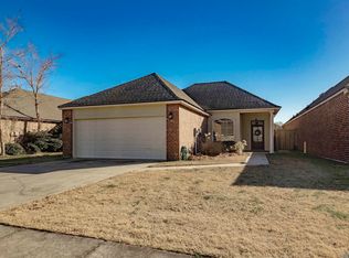 4037 Northshore Ave, Baton Rouge, LA 70820