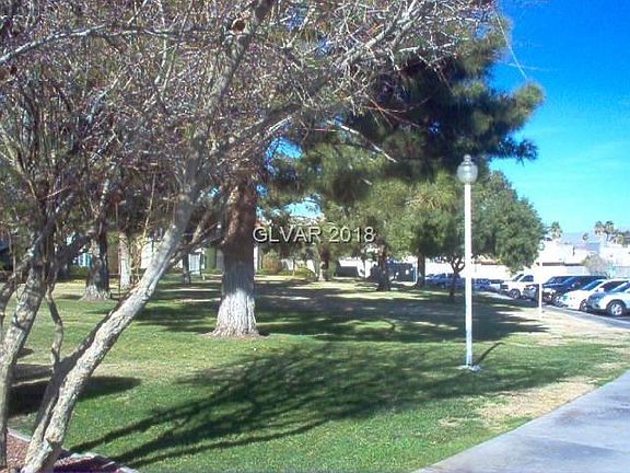 3rd image of 3732 Garden South Dr