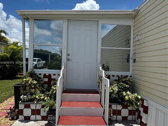3rd image of 35303 SW 180th Ave Lot 309