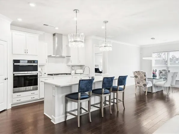 2457 Naples St, Hoschton, GA 30548