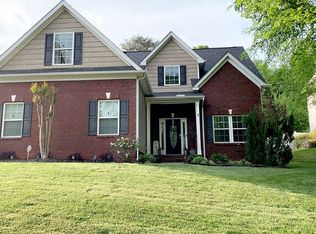 1049 Arrowhead Dr SE, Concord, NC 28025