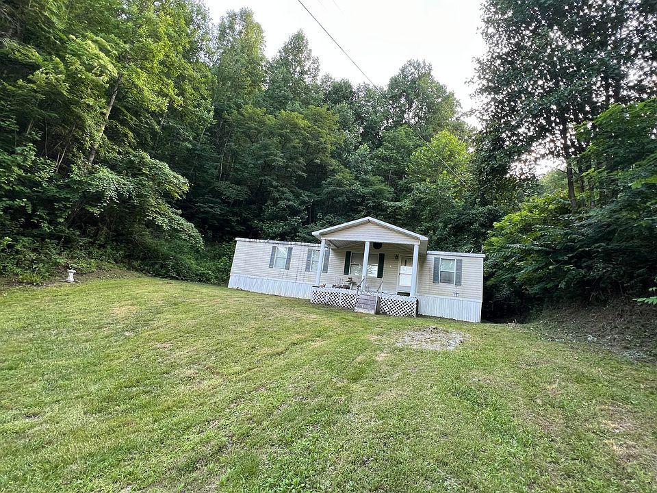 2nd image of 697 Hampton Cemetery Rd