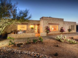 5462 N Entrada Catorce, Tucson, AZ 85718