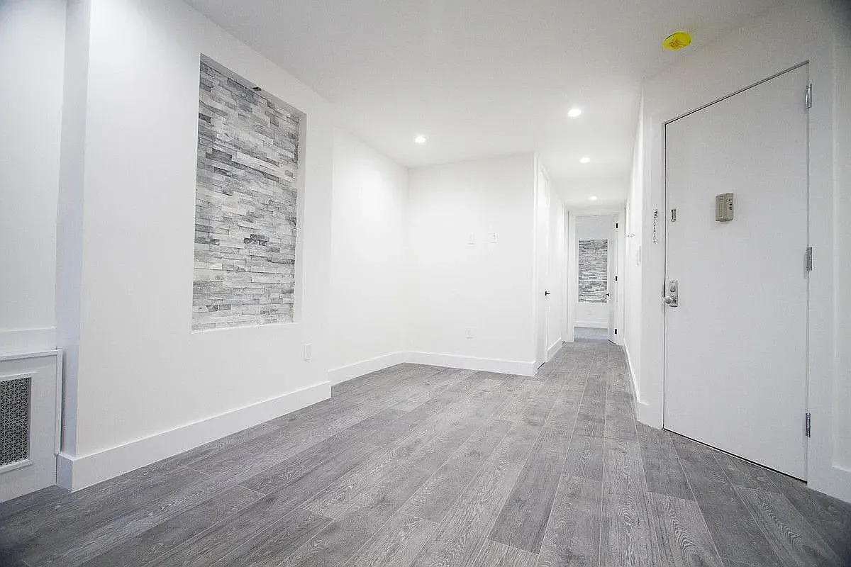 424 Bleecker Street — Photo 3