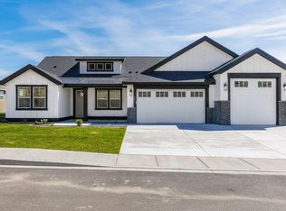 422 Epic St, Richland, WA 99352