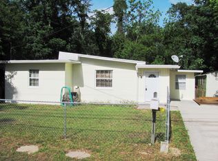 3941 Eve Dr E, Jacksonville, FL 32246