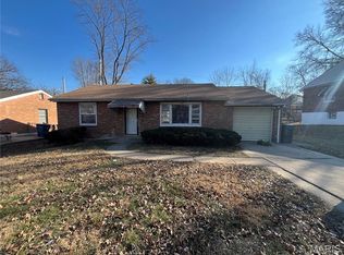 8926 Hillview Ave, Saint Louis, MO 63136