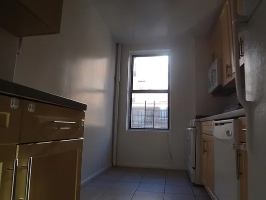 Rented by Bohemia Realty Group | media 19