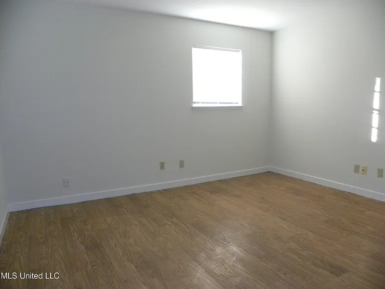 2507 Parkway Rd — Photo 30