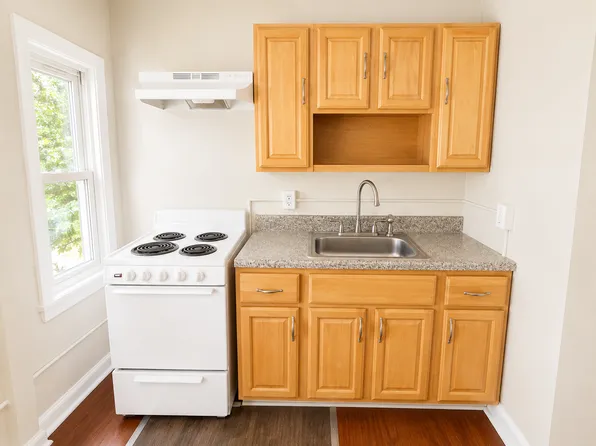 28 N 19th St APT 3, East Orange, NJ 07017