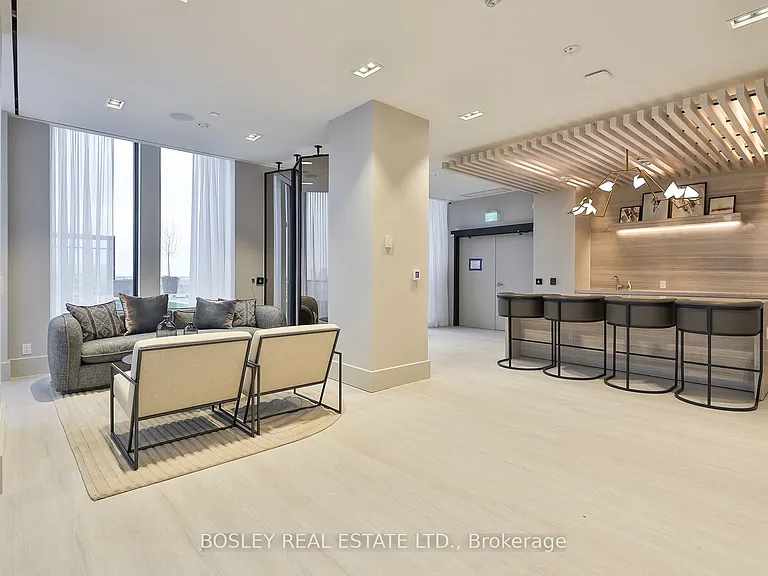 2020 Bathurst St #1219 — Photo 24