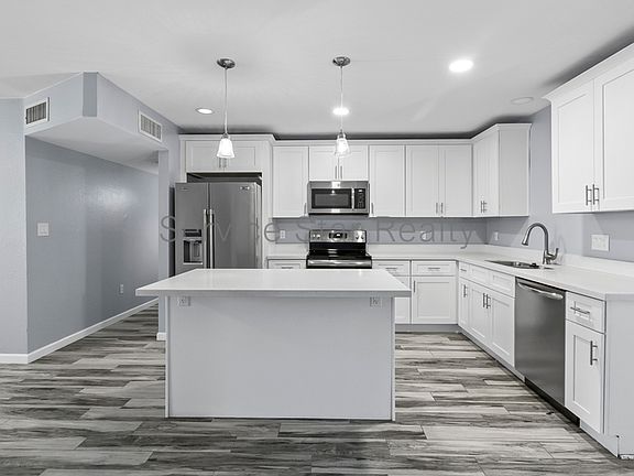 2nd image of 5440 W Saguaro Dr