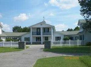 2462 Rick Hight Rd, Columbia, TN 38401