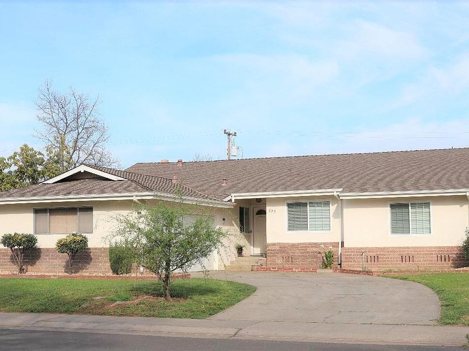 1st image of 329 Huntington Ct