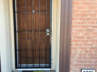 2305 E Cactus Rd, Phoenix, AZ 85022