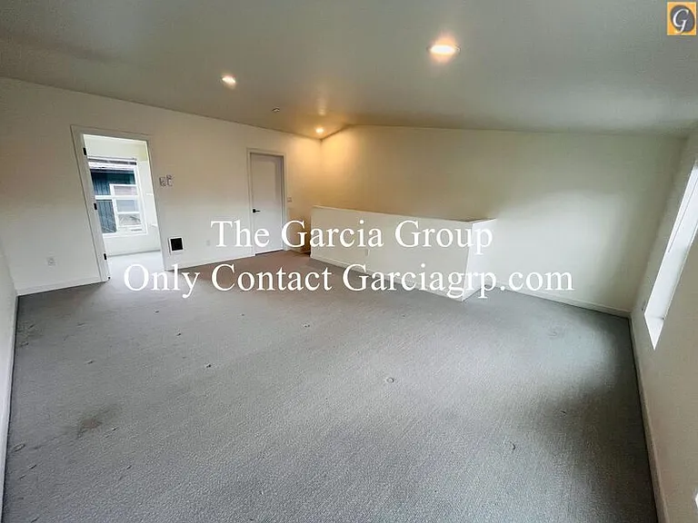 3025 SE Division St — Photo 18