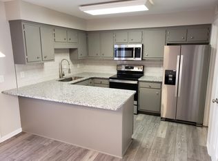 114 Acklen Park Dr APT 4, Nashville, TN 37203
