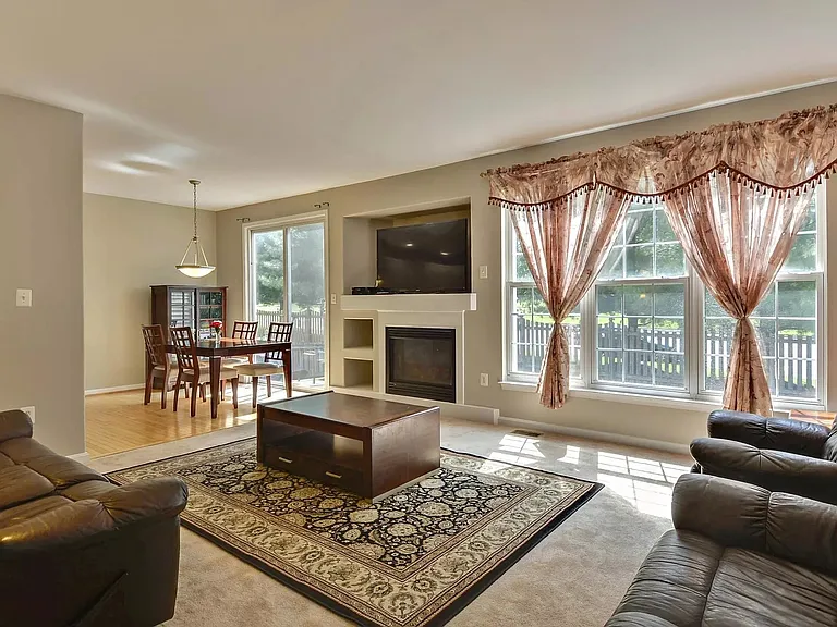 21768 Tottenham Hale Ct — Photo 2